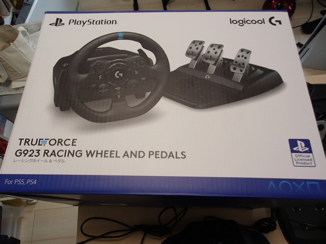 ロジクール G923 ハンドルコントローラー PS5 PS4対応