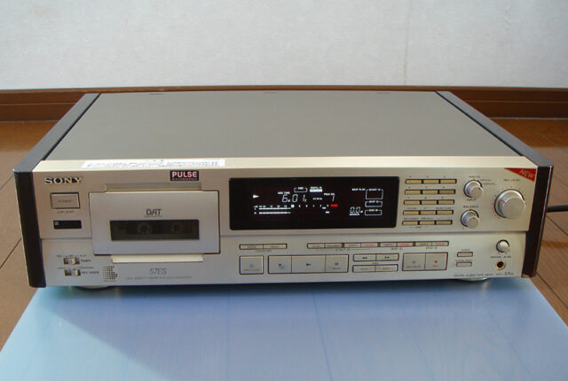 SONY DTC-57ES DATデッキ