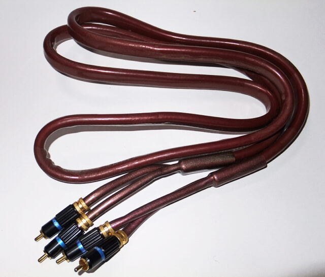 Acoustic Harmony RCAケーブル 2m GOLDコネクター