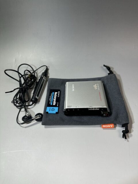 SONY ソニー Hi-MDウォークマン MZ-RH1