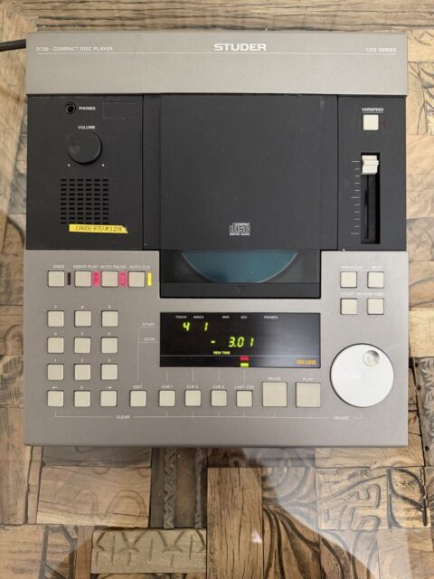 STUDER D730 CDプレーヤー PRO業務機