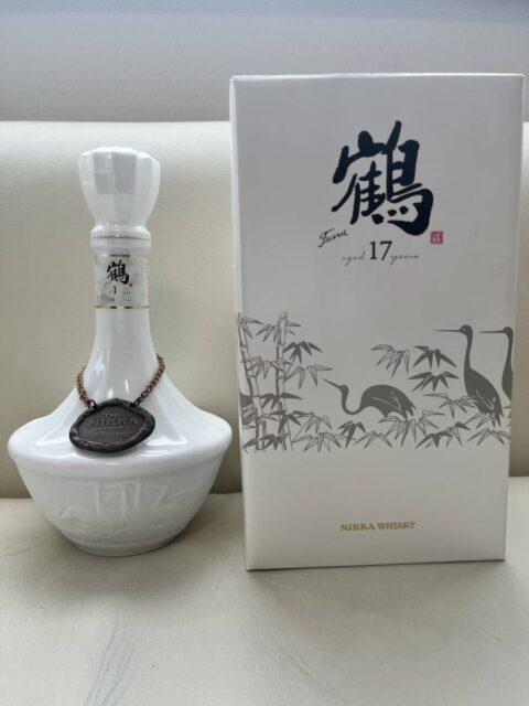 ニッカ 鶴 17年 ブレンデッドウイスキー 43度 700ml