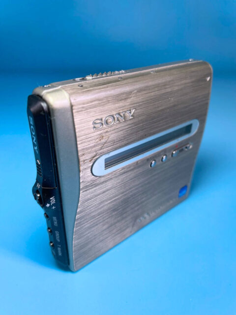 SONY MZ-NH1 MDプレーヤー WALKMAN Hi-MD