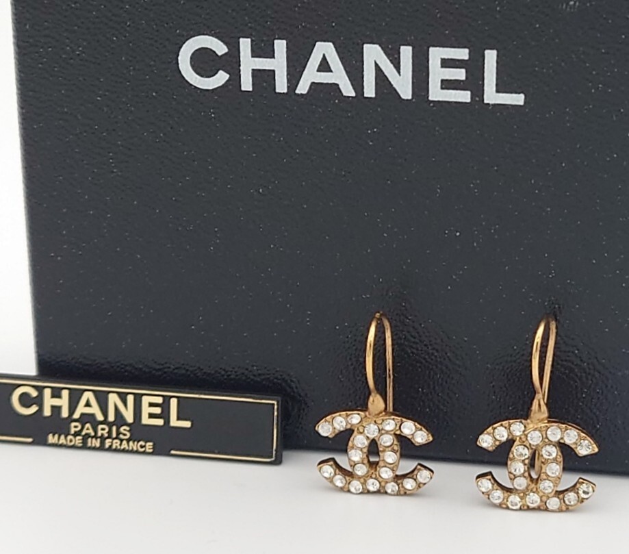CHANEL シャネル CC ココマーク ピアス 02A ゴールドカラー