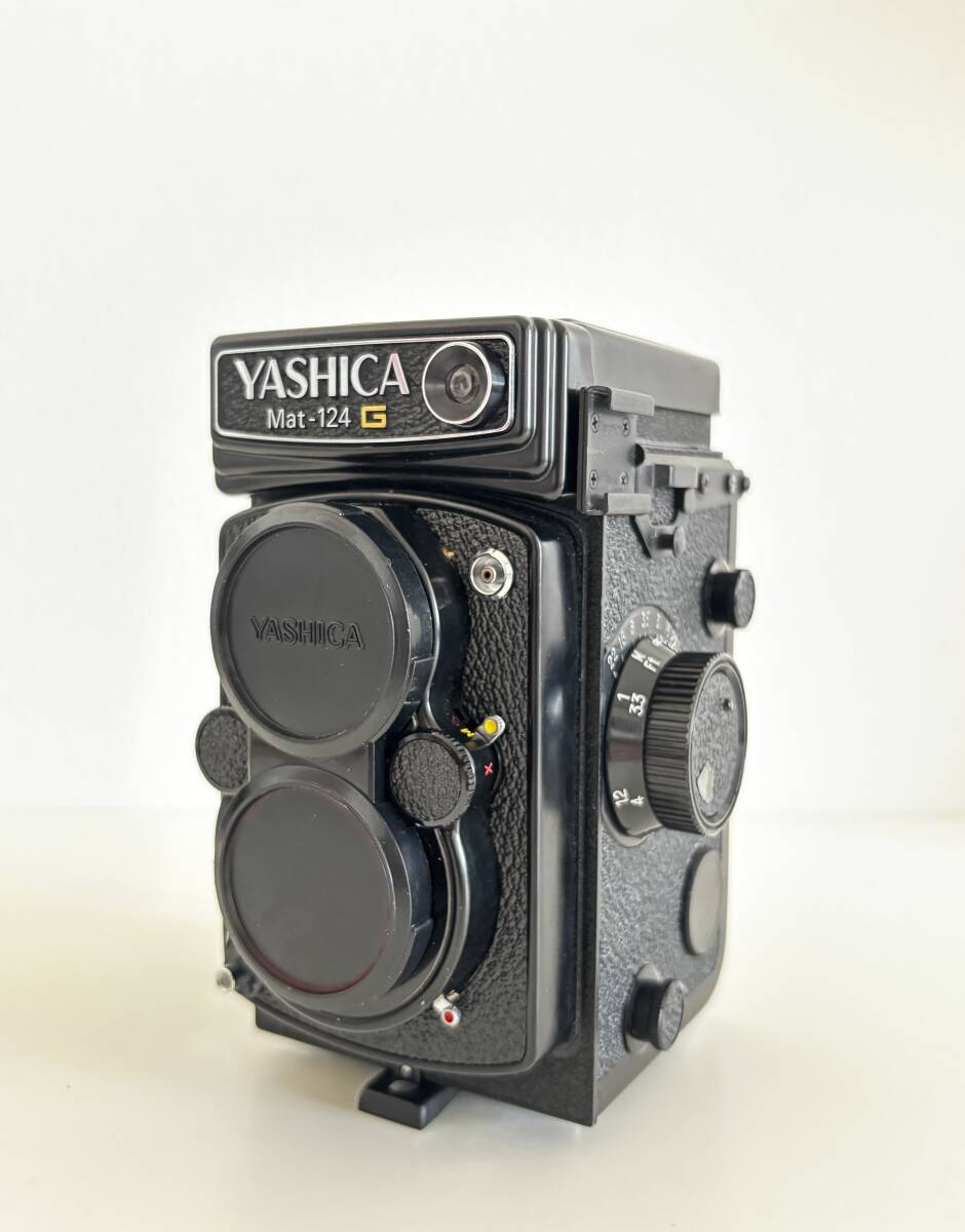 Yashica Mat-124G 二眼レフカメラ