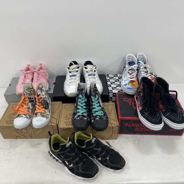 Nike Vans Yonex Tom and Jerry スニーカー まとめ売り