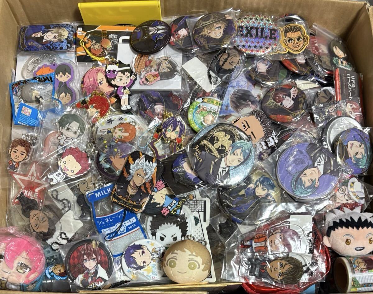 アニメグッズ大量まとめ売り 約800点 ツイステ ハイキュー あんスタ
