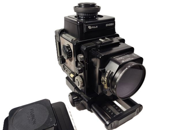 FUJIFILM 富士フィルム GX680 PROFESSIONAL 中判カメラ
