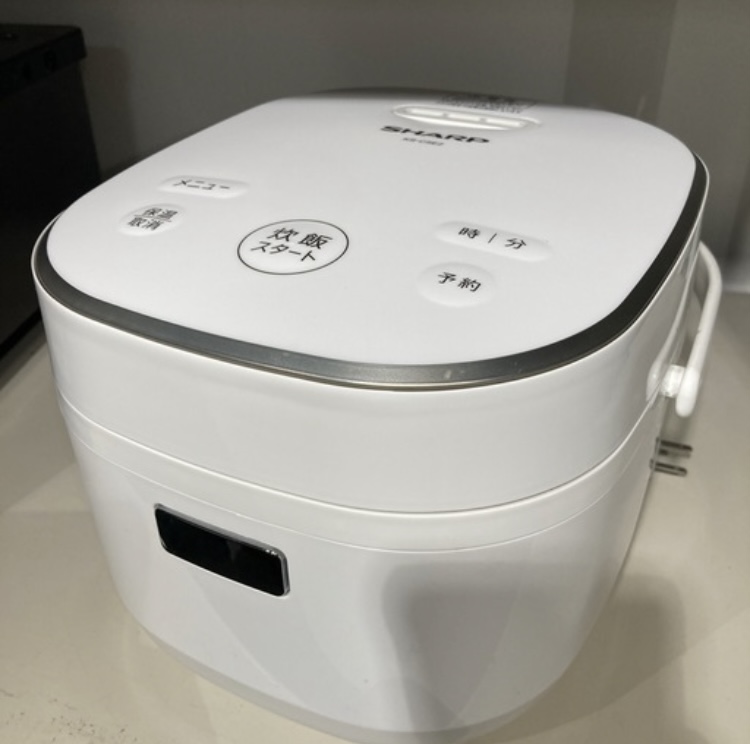 SHARP 2023年製 3合炊き 炊飯器 中古品販売