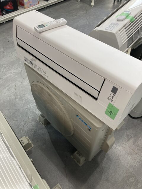 ダイキン 2025年製 ルームエアコン 中古品販売