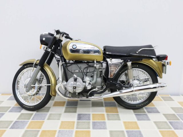 BMW R75/5 プラモデル バイク模型 完成品