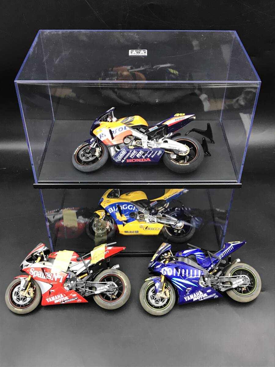 オートバイ バイク プラモデル 4点セット ホンダRC211V ロッシ仕様
