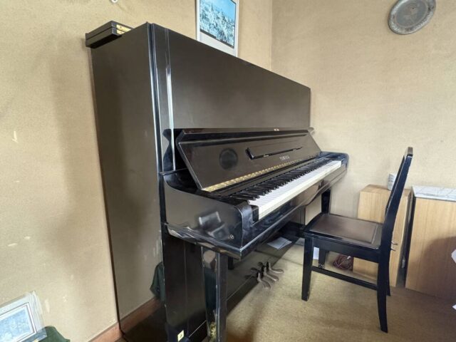 YAMAHA アップライトピアノ U3E