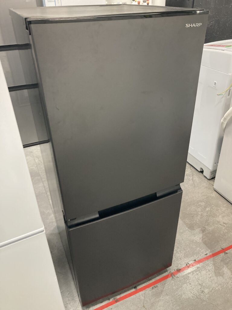 SHARP 2023年製152L 冷蔵庫 中古品販売