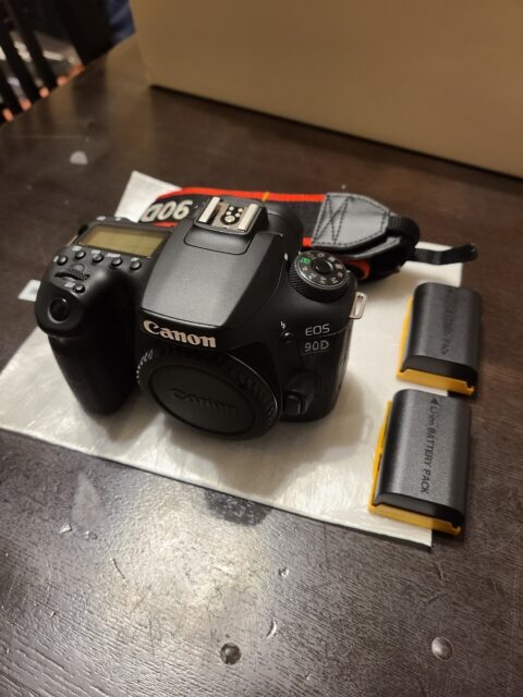 Canon EOS 90D 一眼レフカメラ ボディ